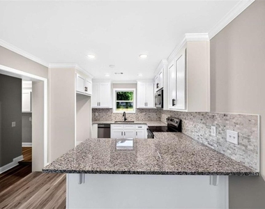 230 Morningview Drive - Photo Thumbnail 9