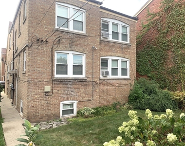 10931 S Artesian Avenue - Photo Thumbnail 9