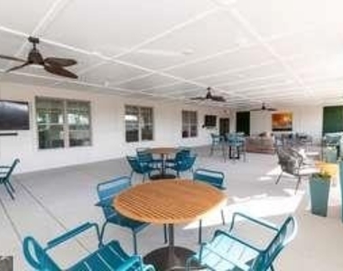 2375 Main Street - Photo Thumbnail 14