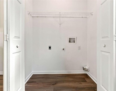 3547 Park Bluff Way - Photo Thumbnail 17