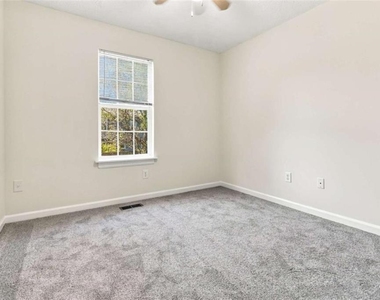 3547 Park Bluff Way - Photo Thumbnail 9