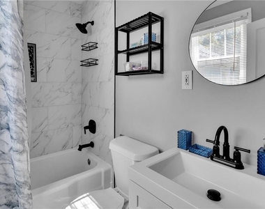 1279 Eubanks Avenue - Photo Thumbnail 22