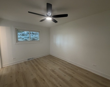13716 S Amherst Court - Photo Thumbnail 6