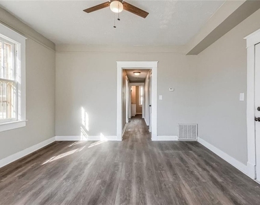 1445 Lucile Avenue Sw - Photo Thumbnail 10