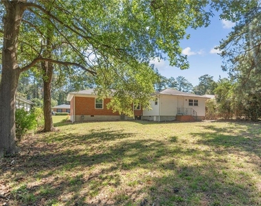 2465 Wood Valley Drive - Photo Thumbnail 20
