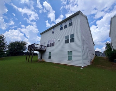 323 Coppergate Court - Photo Thumbnail 8