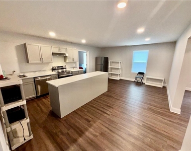 323 Coppergate Court - Photo Thumbnail 39