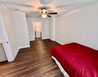 323 Coppergate Court - Photo Thumbnail 43