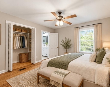 1003 Valley Drive - Photo Thumbnail 2
