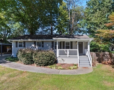 1003 Valley Drive - Photo Thumbnail 35