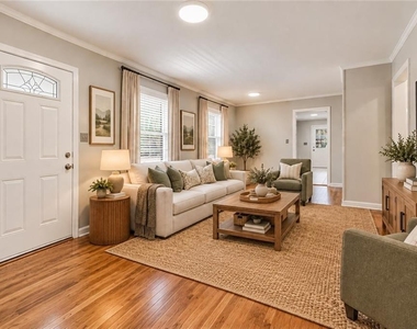 1003 Valley Drive - Photo Thumbnail 13