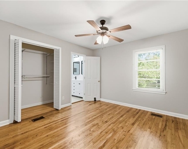 1003 Valley Drive - Photo Thumbnail 5