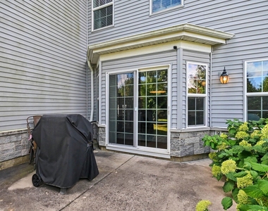 1011 Green Meadow Avenue - Photo Thumbnail 20