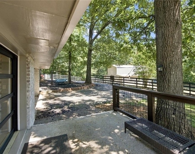728 S Mccollum Drive - Photo Thumbnail 76