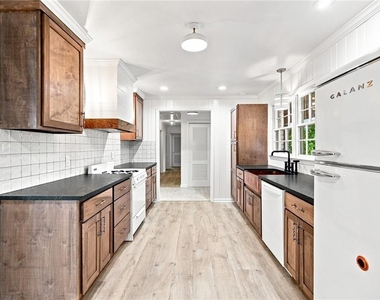 728 S Mccollum Drive - Photo Thumbnail 20
