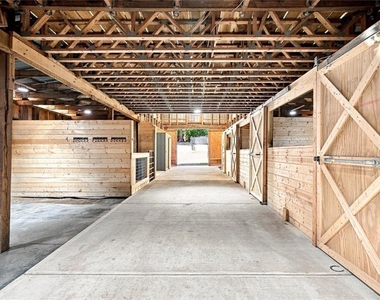 728 S Mccollum Drive - Photo Thumbnail 56