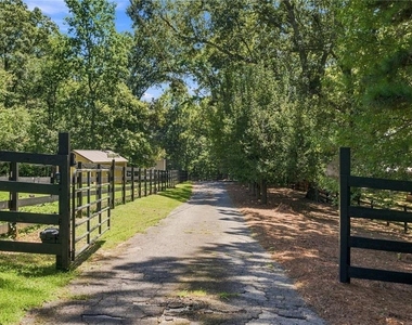 728 S Mccollum Drive - Photo Thumbnail 91