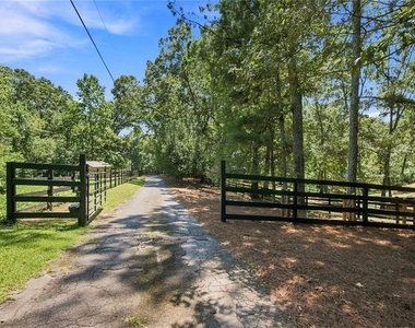 728 S Mccollum Drive - Photo Thumbnail 92