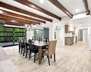 728 S Mccollum Drive - Photo Thumbnail 12