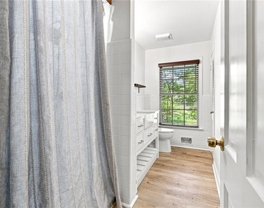 728 S Mccollum Drive - Photo Thumbnail 32