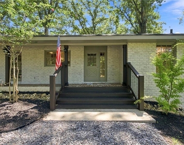 728 S Mccollum Drive - Photo Thumbnail 3