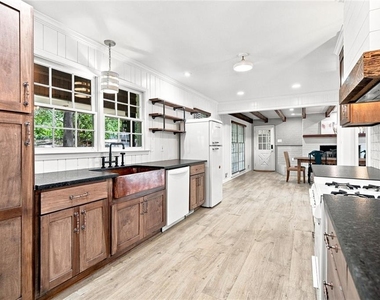 728 S Mccollum Drive - Photo Thumbnail 27