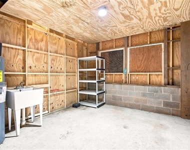728 S Mccollum Drive - Photo Thumbnail 47