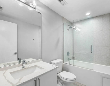 650 N Morgan Street - Photo Thumbnail 20
