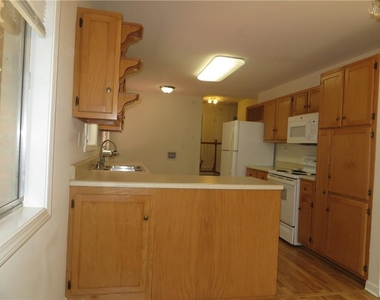 2554 Skyland Trail Ne - Photo Thumbnail 7