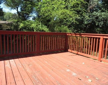 2554 Skyland Trail Ne - Photo Thumbnail 33