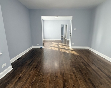 839 E 87th Place - Photo Thumbnail 4