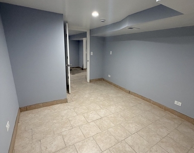 839 E 87th Place - Photo Thumbnail 13