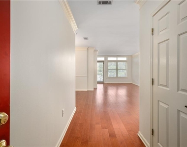 3334 Peachtree Road Ne - Photo Thumbnail 2