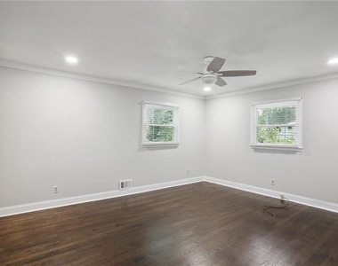 3315 N Embry Circle - Photo Thumbnail 13