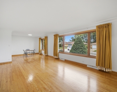 8001 W Balmoral Avenue - Photo Thumbnail 3