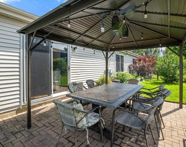 770 S Providence Lane - Photo Thumbnail 27