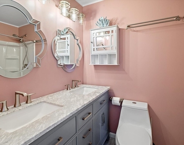 770 S Providence Lane - Photo Thumbnail 18