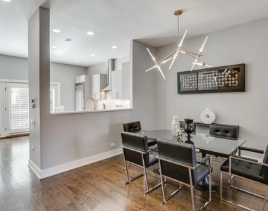 111 S Aberdeen Street - Photo Thumbnail 6