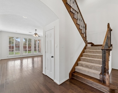 8210 Thunder Ridge Way - Photo Thumbnail 31