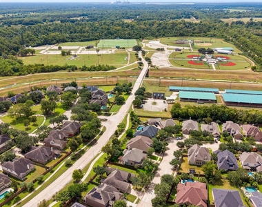 8210 Thunder Ridge Way - Photo Thumbnail 14