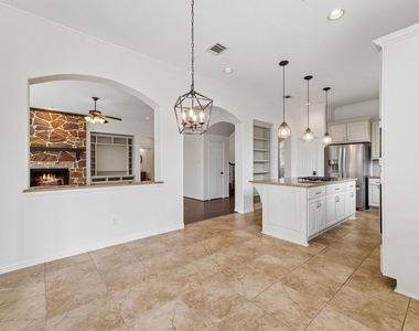 8210 Thunder Ridge Way - Photo Thumbnail 16