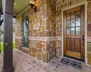8210 Thunder Ridge Way - Photo Thumbnail 3