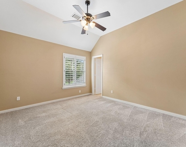 8210 Thunder Ridge Way - Photo Thumbnail 35