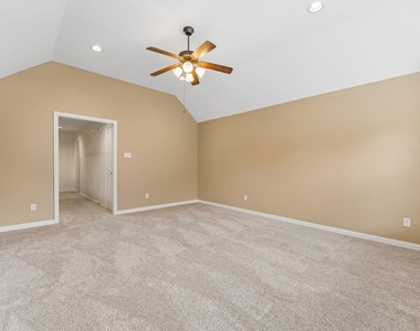 8210 Thunder Ridge Way - Photo Thumbnail 33