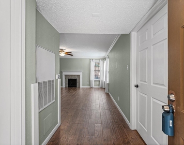 2300 Old Spanish Trail - Photo Thumbnail 9