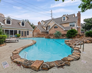 2300 Old Spanish Trail - Photo Thumbnail 21