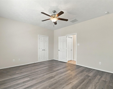 25018 Lakecrest Manor Drive - Photo Thumbnail 25