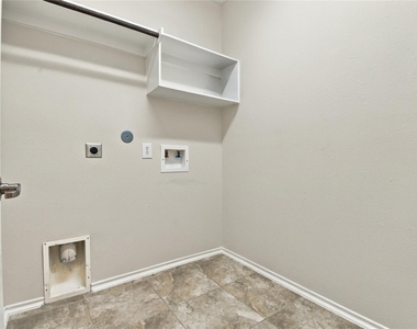 25018 Lakecrest Manor Drive - Photo Thumbnail 44