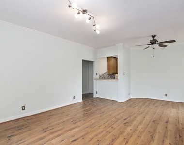 2209 S Braeswood Boulevard - Photo Thumbnail 23