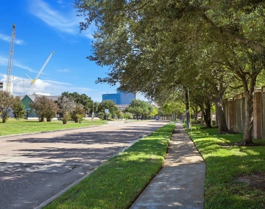 2209 S Braeswood Boulevard - Photo Thumbnail 28